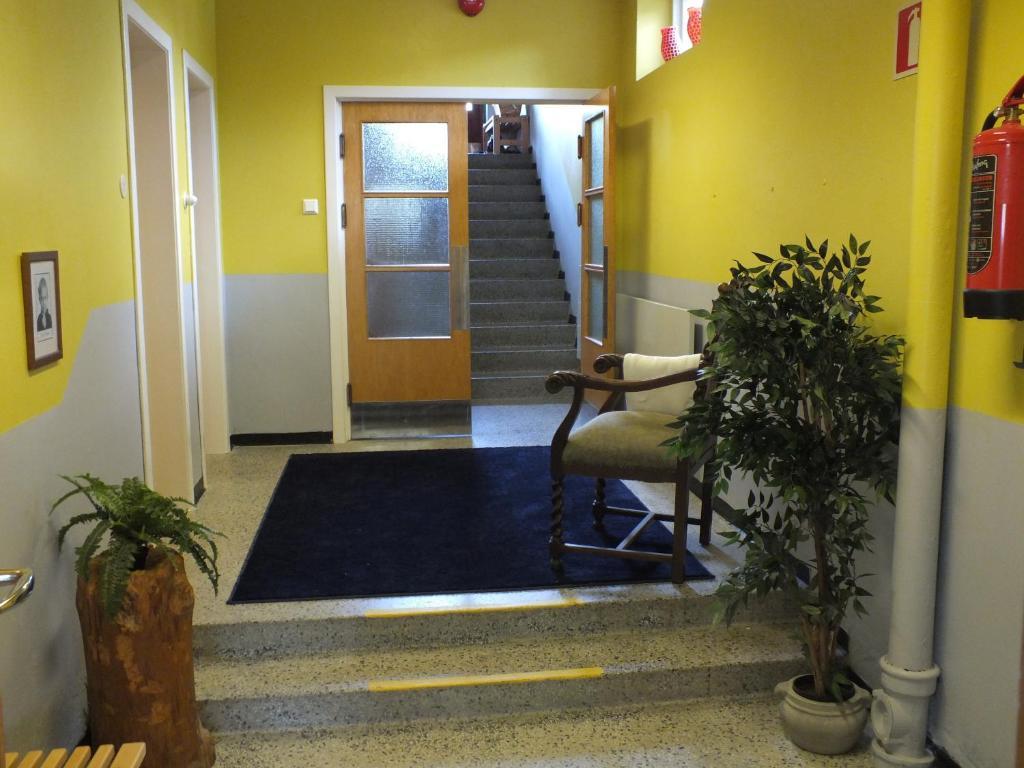 Apartamento Henseid Skole Hennseid