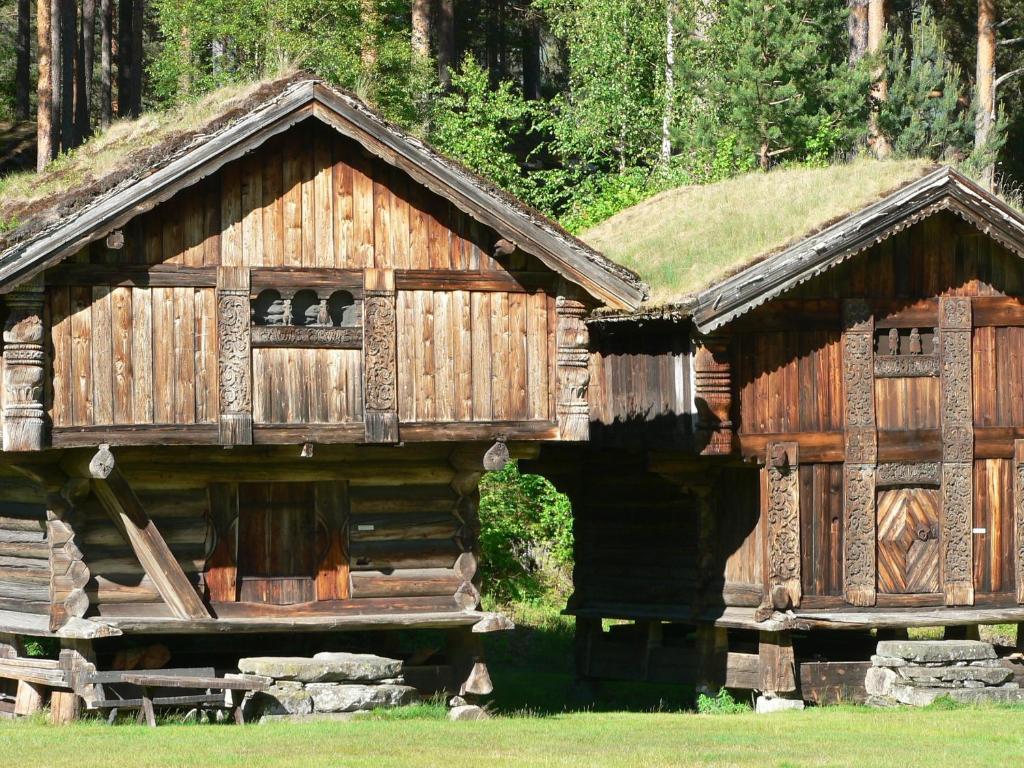 Henseid Skole *